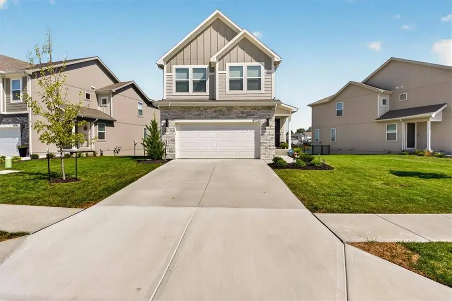 8724 SW Brickell Drive, Blue Springs, MO 64064 - #2