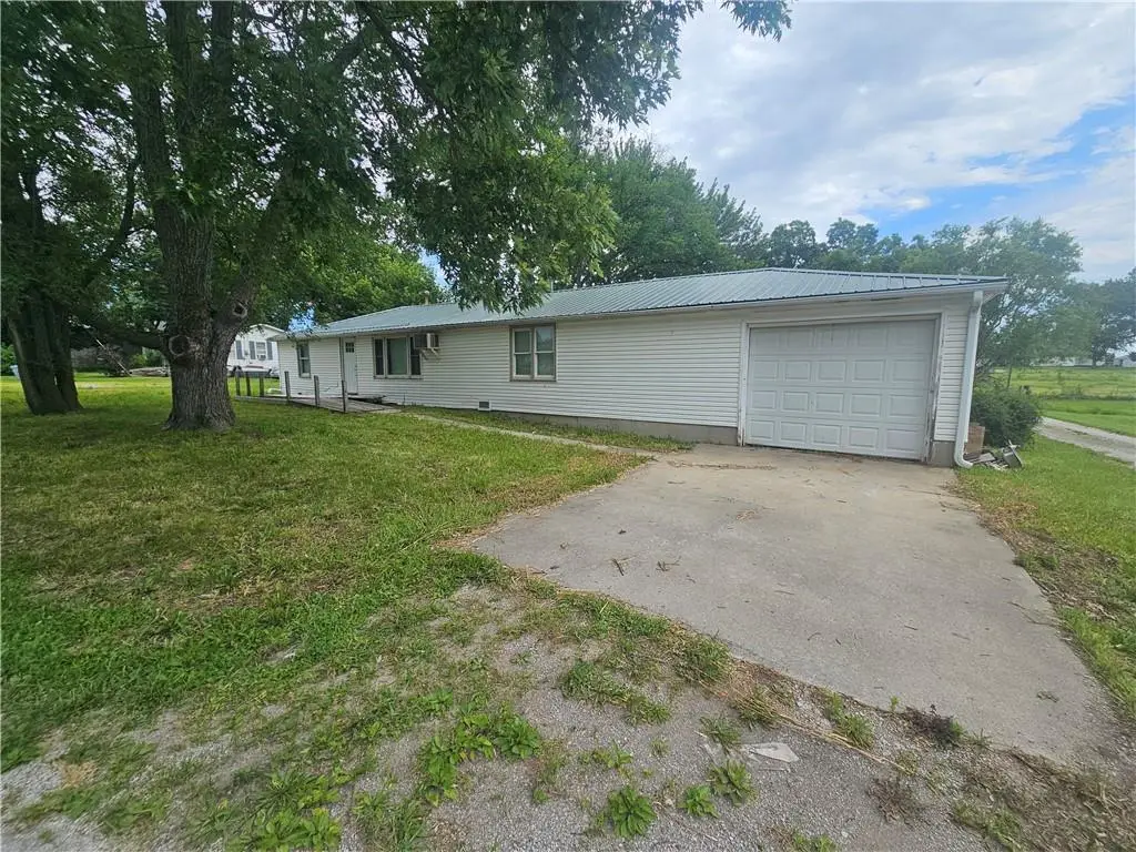 501 S Dudley Street, Hamilton, MO 64644 - #1