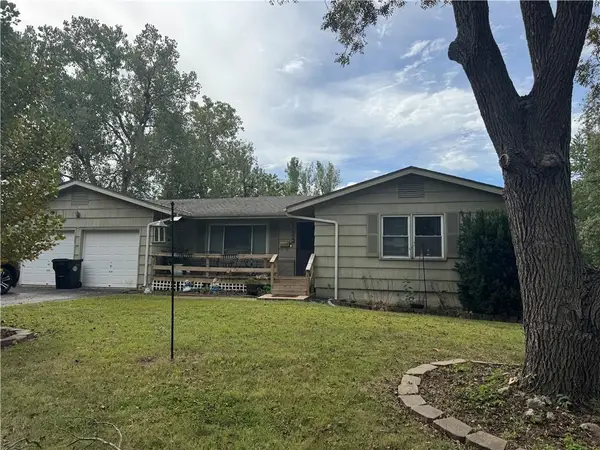 904 Jackson Street, Pleasant Hill, MO 64080