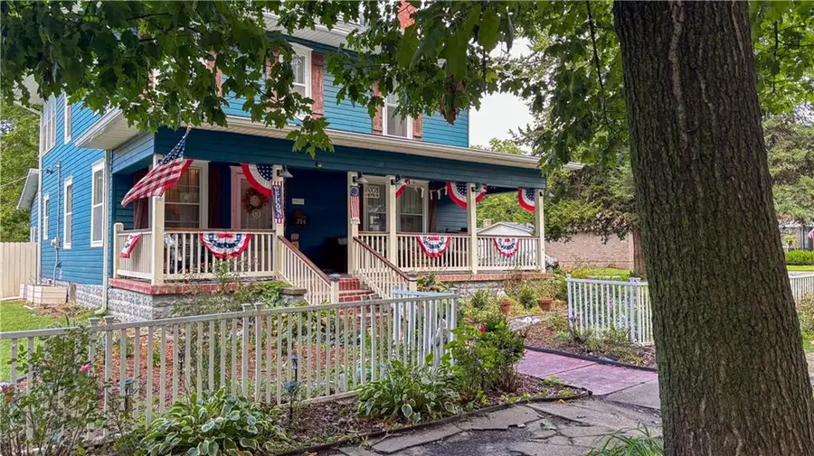 206 S 1st Street, Savannah, MO 64485 - #2
