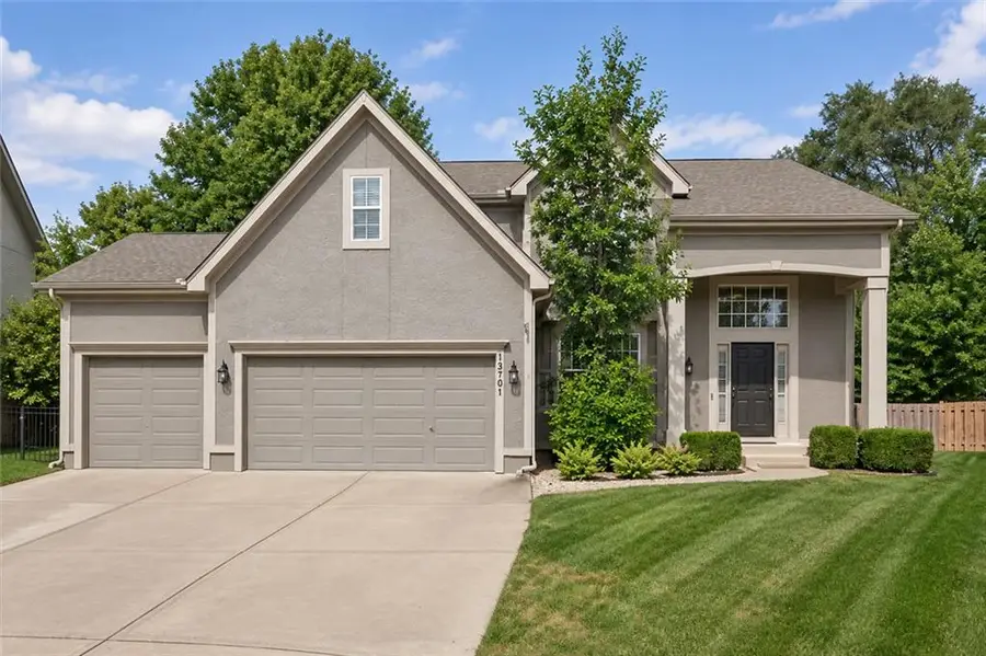 13701 Gillette Street, Overland Park, KS 66221 - #2