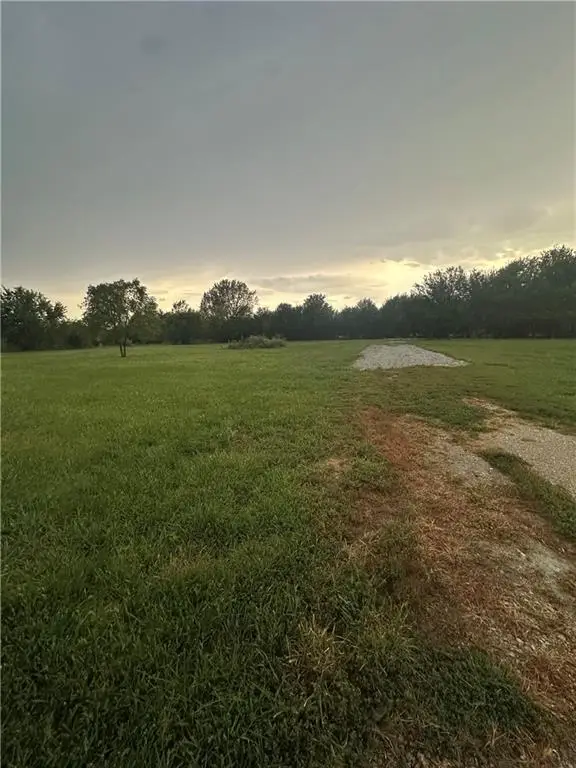 Lot 9 W 255th Street, Louisburg, KS 66053 - #2