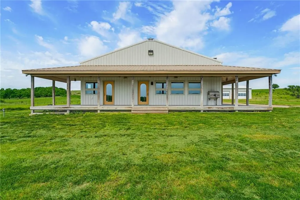 374 N 750 Road, Overbrook, KS 66524 - #1