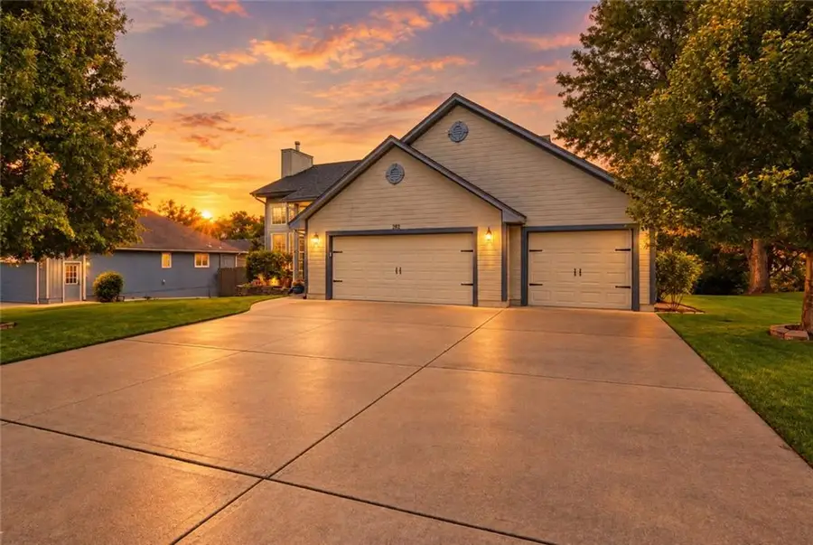 301 Andrea Lane, Harrisonville, MO 64701 - #3