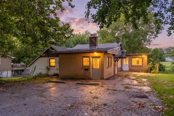 102 Collette Street, Excelsior Springs, MO 64024