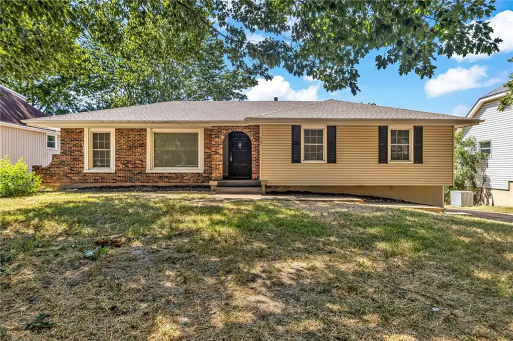 1101 S 19th Street, Blue Springs, MO 64015 - #1