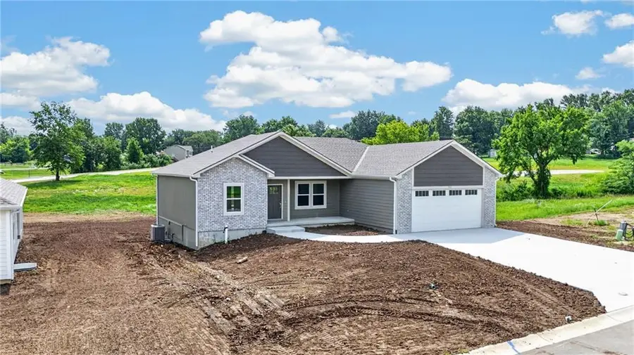 702 W Marlow Street, Odessa, MO 64076 - #2