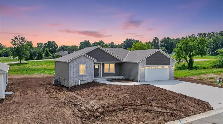 702 W Marlow Street, Odessa, MO 64076 - #3