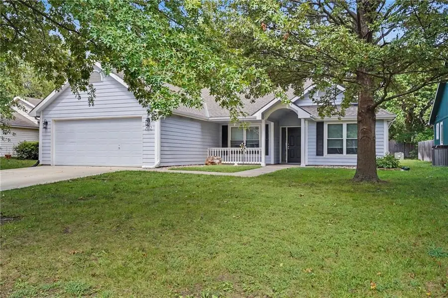 2012 E 26th Street, Lawrence, KS 66046 - #2