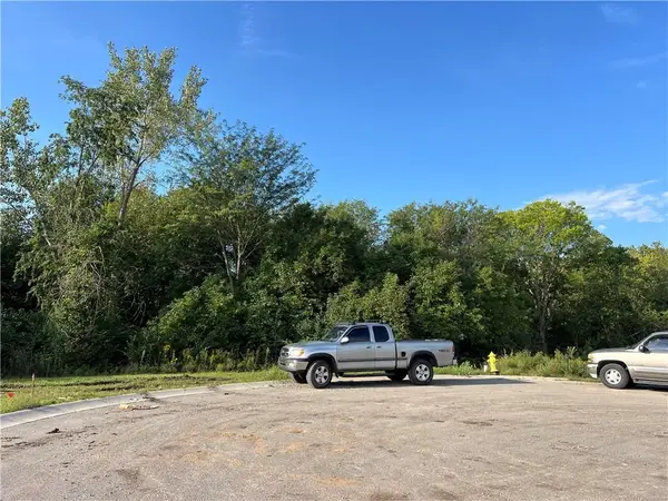 220 Melinda Drive, Kearney, MO 64060