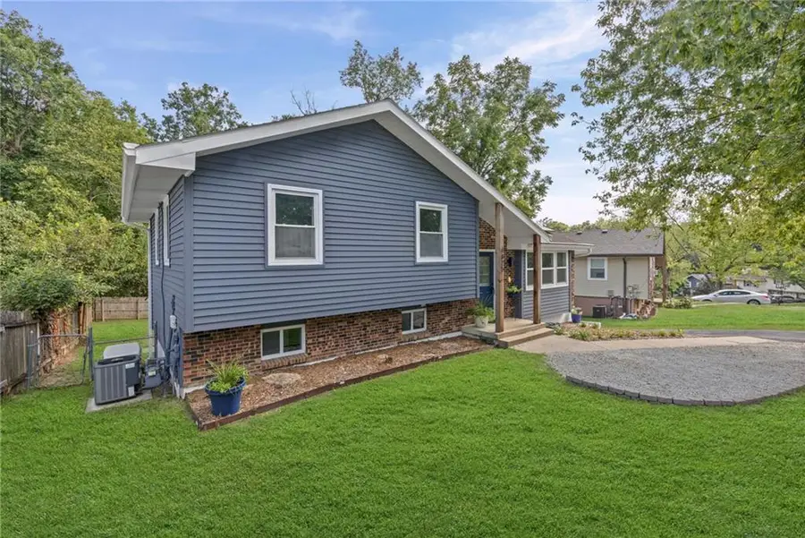 4825 N Revere Drive, Kansas City, MO 64151 - #3