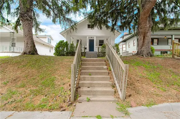 4400 Francis Street, Kansas City, KS 66103