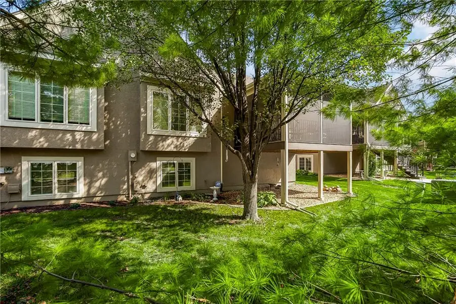 11558 S Deer Run Street, Olathe, KS 66061 - #3