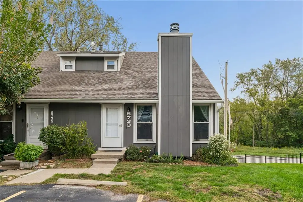 5733 N London Avenue, Kansas City, MO 64152 - #1