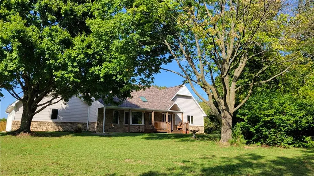15248 Kansas Avenue, Basehor, KS 66007 - #1