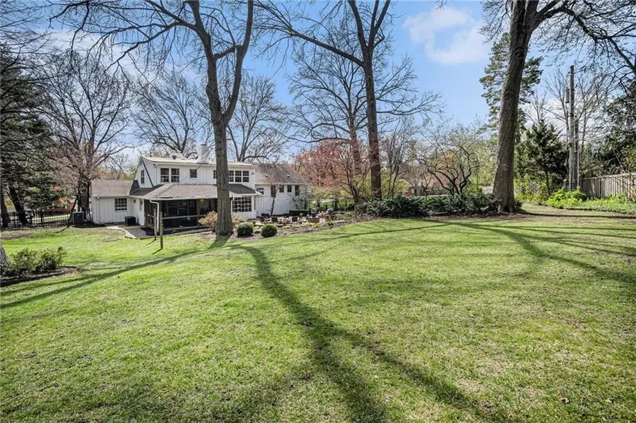 6530 Overhill Road, Mission Hills, KS 66208 - #3