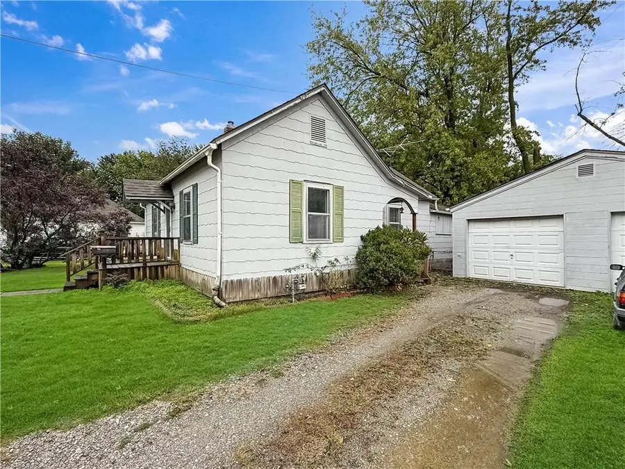 619 W 26th Street, Higginsville, MO 64037 - #2