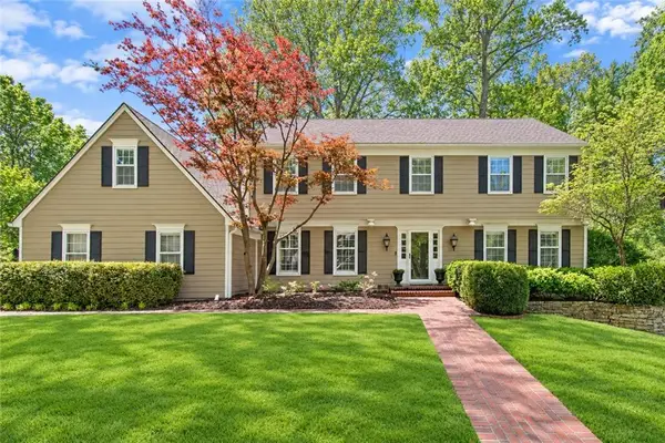 8740 Ensley Lane, Leawood, KS 66206