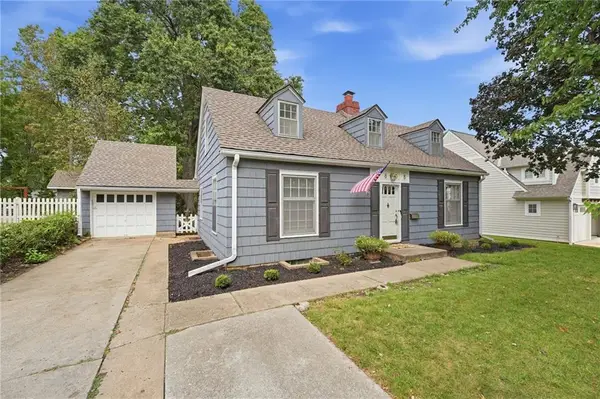2808 W 51st Terrace, Westwood, KS 66205