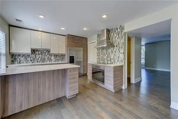 431 W 10th Street, Kansas City, MO 64105