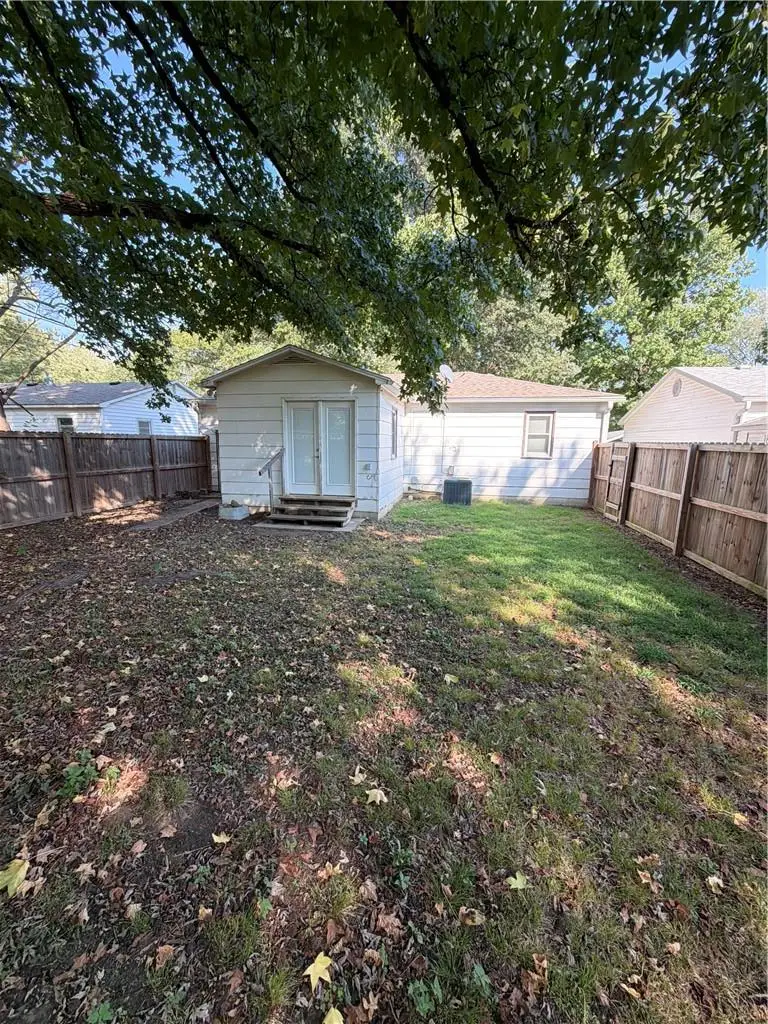 1509 S Ashby Avenue, Chanute, KS 66720 - #3