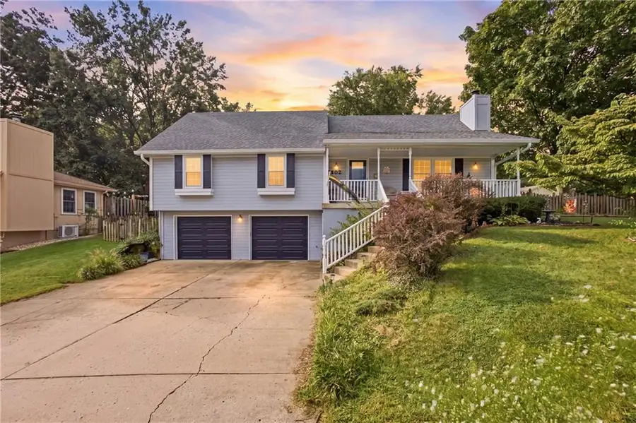 502 NE Fox Trail Drive, Blue Springs, MO 64014 - #3
