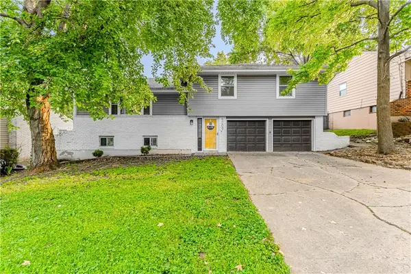 5009 NE 57th Terrace, Kansas City, MO 64119