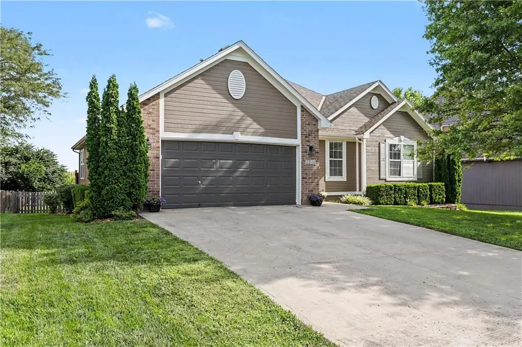 2240 SW Morris Drive, Lees Summit, MO 64082 - #1