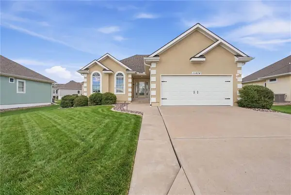 11404 Trevor Drive, Peculiar, MO 64078