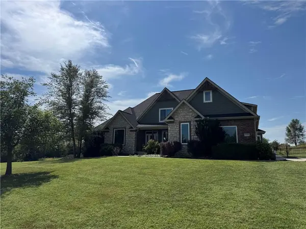 22205 143rd Parkway, Basehor, KS 66007