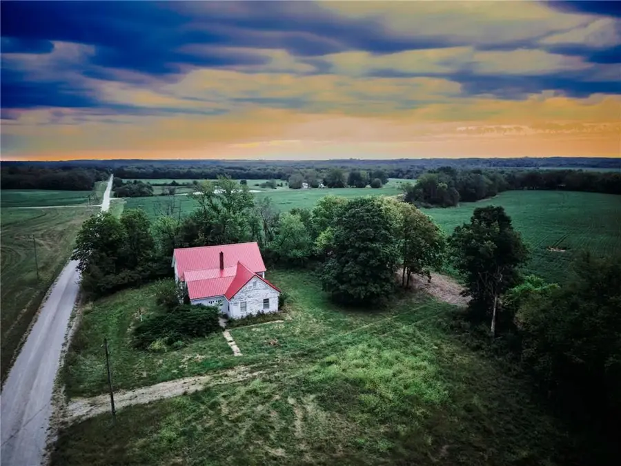 Ne High Point Drive, Breckenridge, MO 64625 - #2