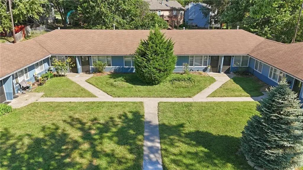 200 NE 79th Terrace, Kansas City, MO 64118 - #1