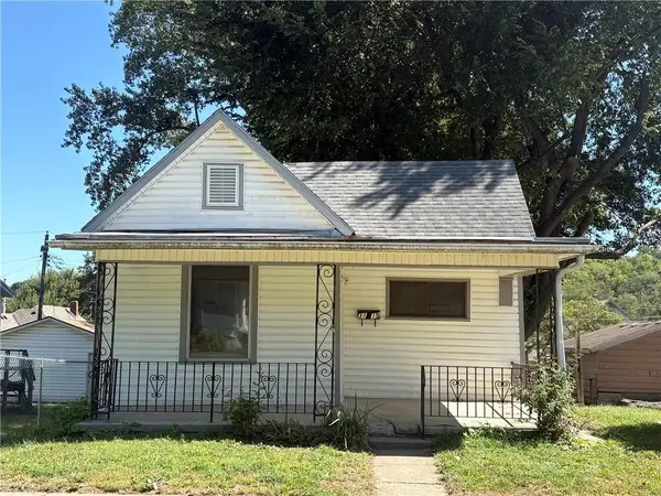 3115 N 10th Street, St Joseph, MO 64505