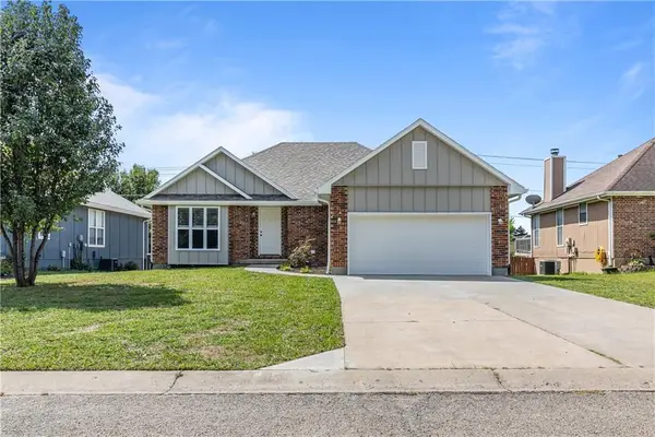 908 Coventry Court, Warrensburg, MO 64093
