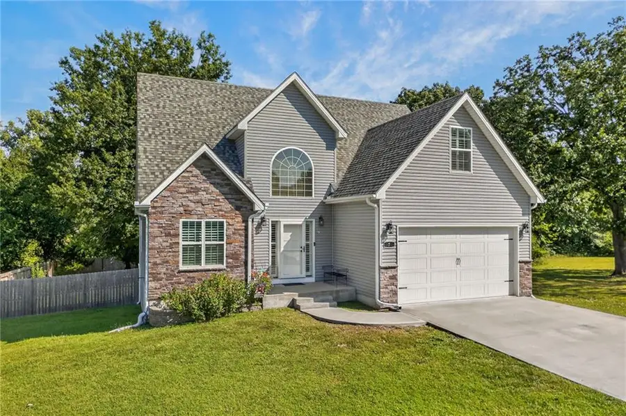 7 SE 230 Road, Warrensburg, MO 64093 - #2