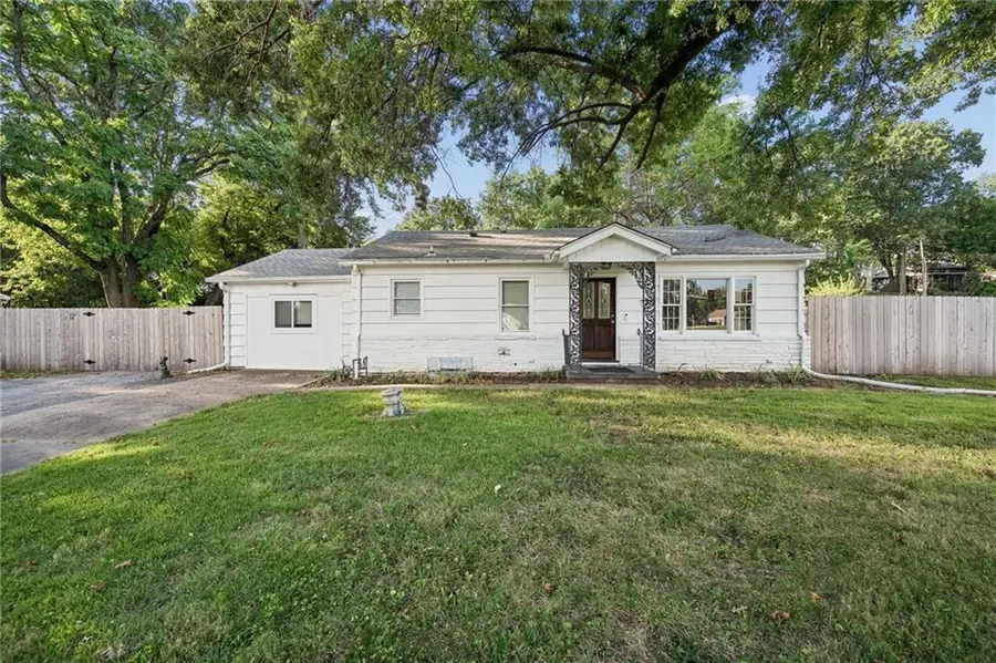 14601 E 39th Street S, Independence, MO 64055 - #2