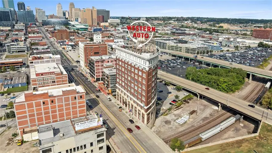 2107 Grand Boulevard #309, Kansas City, MO 64108 - #2