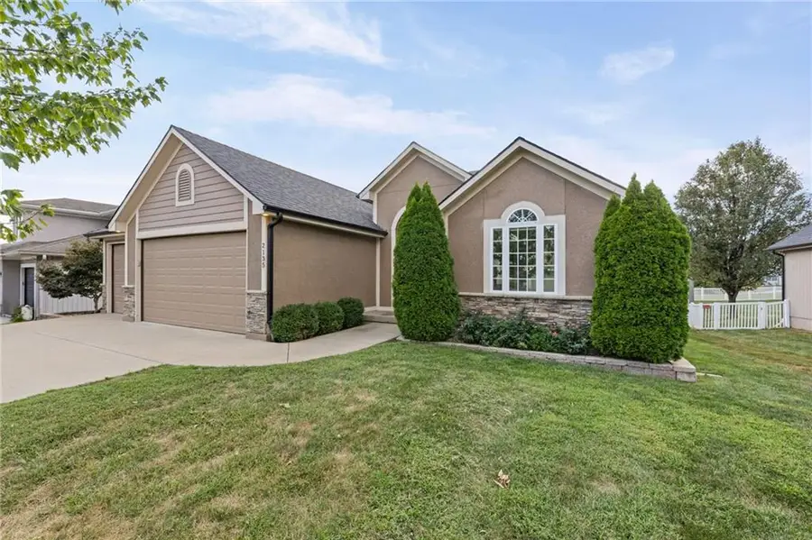2135 NE Sparta Drive, Blue Springs, MO 64029 - #3