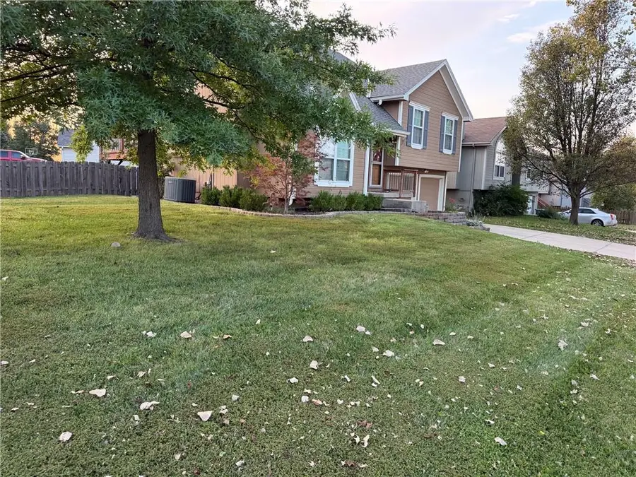 11200 N Lewis Avenue, Kansas City, MO 64157 - #2