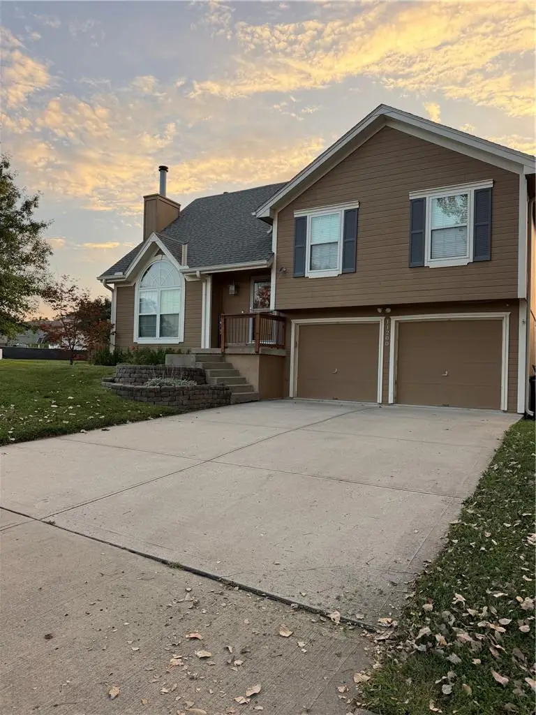 11200 N Lewis Avenue, Kansas City, MO 64157 - #3