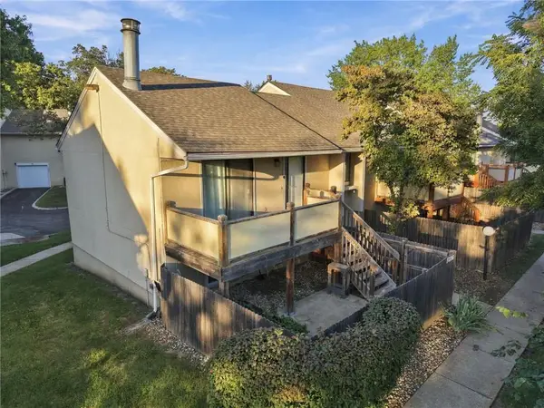10806 Westgate Road, Overland Park, KS 66210
