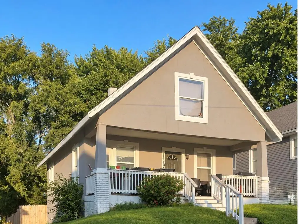 2321 Lister Avenue, Kansas City, MO 64127 - #1