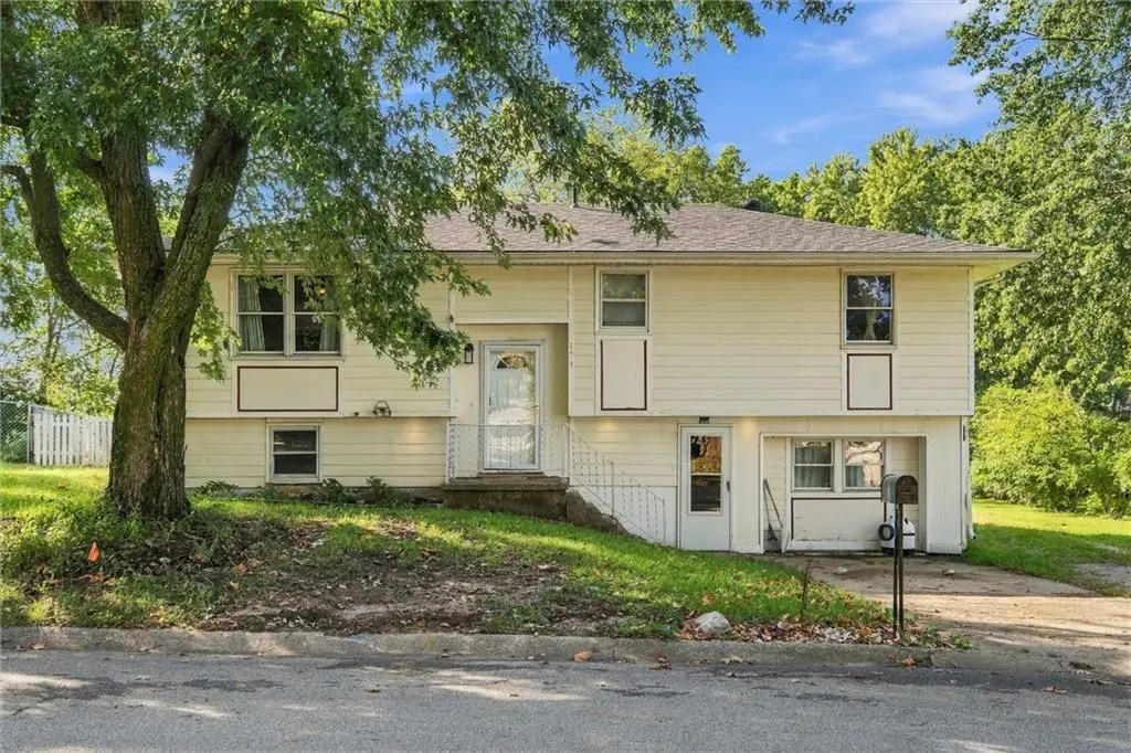 153 Cardinal Circle, Lawson, MO 64062 - #1