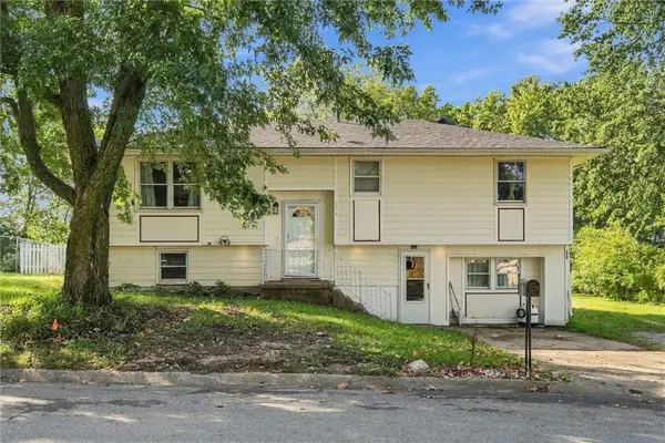 153 Cardinal Circle, Lawson, MO 64062