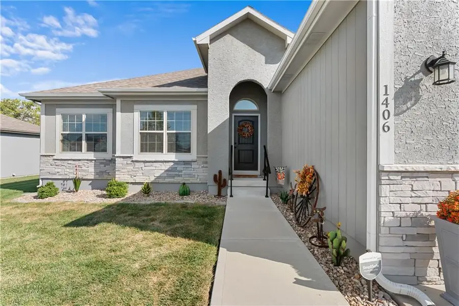 1406 SW 8th Terrace, Oak Grove, MO 64075 - #3