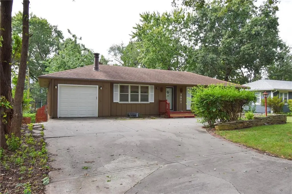 7301 W 89th Street, Overland Park, KS 66212 - #1
