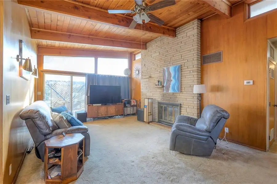 9 Crestview Drive, Paola, KS 66071 - #2