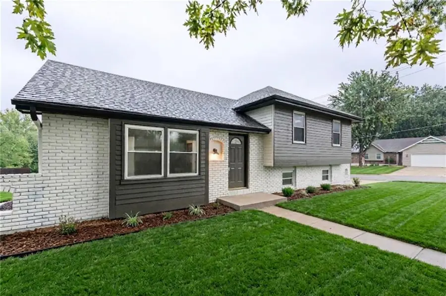 1900 Karlton Way, Excelsior Springs, MO 64024 - #2