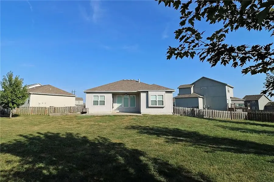 702 Andy Court, Belton, MO 64012 - #3