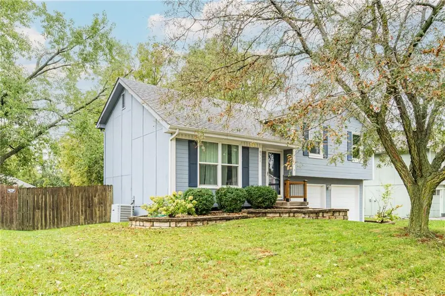 8911 NE 74th Street, Kansas City, MO 64158 - #2